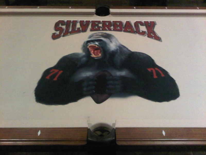 Illustration for article titled Here's The Rest Of Trent "Silverback" Williams's Gorilla-Themed Basement